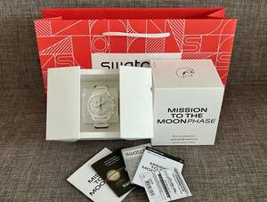  【未使用 最落無し】Swatch × Omega ムーンスウォッチ スヌーピー スピードマスター S033W700