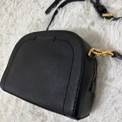 美品✨MARC JACOBS マークジェイコブス　ショルダーバッグ　レザー　黒