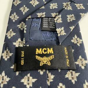 エムシーエム(MCM) ネイビー総柄ドットネクタイ