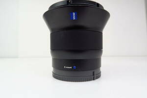 Carl Zeiss Touit 12mm F2.8 ソニーEマウント