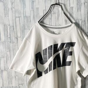 NIKE ナイキ Tシャツ ホワイト ビッグスォッシュロゴ メンズMサイズ