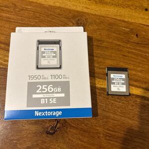 ◆Nextorage 日本メーカー CFexpress TypeB 256GB 最大読出し速度1950MB/s 最大書込み速度1750MB/s NX-B2SE256G 中古美品！