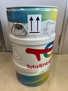 ☆送料無料☆Total トタル　50L 空 ドラム缶 携行缶 ガソリンタンク★燃料タンク★ガレージのオブジェに！　elf