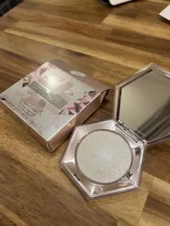 FENTY BEAUTY DIAMOND ダイヤモンド ハイライター