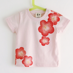 キッズ Tシャツ 130サイズ ピンク 梅の花柄Tシャツ 手描きで描いた梅の花柄Tシャツ 半袖 和柄 和風 レトロ ハンドメイド