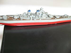ヴィンテージ 米海軍戦艦「ミズ－リ」完全ハンドメイド　元軍人が制作　ハンドクラフトの木製が土台　長さ78.5cm　USS Missouri, BB-63