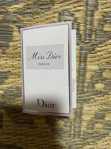 5月発売　DIOR　Miss Dior　PARFUM 　１ｍｌ