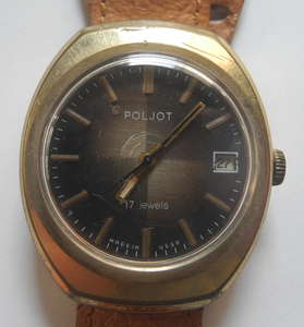 旧ソ連製 アンティーク POLJOT ポレオット 機械式手巻き時計 17石 1970年頃代 日付カレンダー 完動品！ ビンテージ ロシア