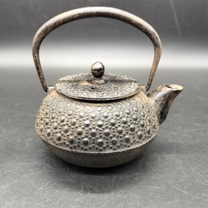 南部鉄器 岩鋳 鉄瓶 急須 茶道具 茶器 金属工芸 鉄器 アンティーク 鉄製 煎茶道具 南部鉄瓶 ツ4-5