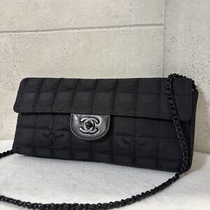 ［美品］CHANEL シャネル ニュートラベルライン ショルダーバッグ チェーンショルダー ナイロン ブラック 6番代　ターンロック