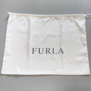 〔フルラ〕50.5×40cm 保存袋 巾着袋 布袋 FURLA 正規品 バッグ用 ホワイト （0265)