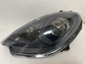 ☆ ポルシェ マカン 95B GTS HID ヘッドライト 左 ☆4409