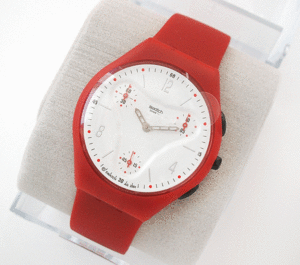 ★超入手困難モデル★未使用品★SWATCH★スキンクロノ★Red Illusion★ベルトがシリコンタイプは少量生産で貴重品★オメガ好きも見てね