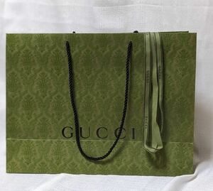 GUCCI 紙袋 リボン