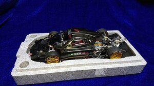 1/18 PAGANI ZONDA R LAP TIME RECORD EDITION Autoart 78263 パガーニ ゾンダ R ラップタイムレコード エディション オートアート 