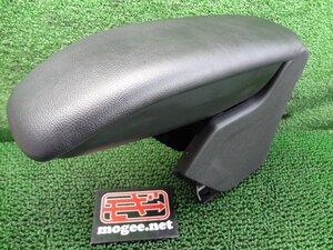 4FB9111 中左)) シトロエン C3 ABA-A55F01 2011年 純正 アームレストコンソール