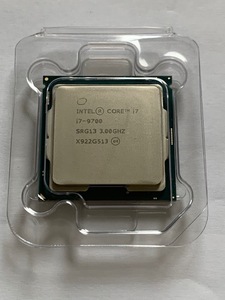 Intel Core i7-9700 動作確認済