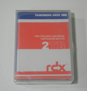 ★新品未開封★TANDBERG DATA タンベルグデータ RDX QuikStor 2TB カートリッジ 8731