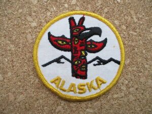 70s ALASKA アラスカ トーテムポール ワッペン/totem poleインディアンALASKA原住民ビンテージ旅行VintageスーベニアPATCH土産USA D6