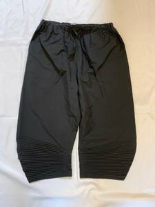 ISSEY MIYAKE イッセイミヤケ　プリーツ　パンツ　黒　ズボン　ブラック　archive pants PLEATS PLEASE プリーツプリーズ