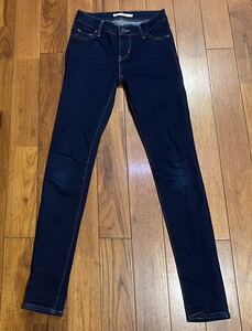 ■リーバイスのストレッチスキニーデニム(ジーンズ)■311 SHAPING SKINNY・W23