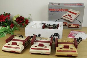 【任天堂】ファミコン本体４点セット（HVC-001）　未チェックジャンク扱い　管：623Z4806