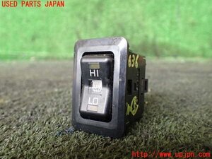 1UPJ-16366310]パジェロ(V45W)スイッチ5 (運転席側シートヒーター) 中古