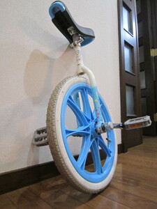 使用感少　良品　お子様のバランス感覚　運動神経アップに役立つ 一輪車 UNICYCLE 　ユニクル　ユニサイクル　★１４