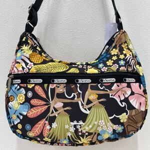 □47−2642 LeSportsac レスポートサック レディース ショルダーバッグ 斜めがけバッグ 黒 ブラック ハワイ限定 花柄 フラダンス 軽量