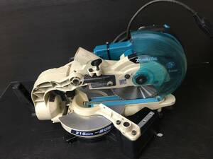 【中古品】★makita(マキタ) 165㎜スライドマルノコ (レーザー付 樹脂ベース仕様) LS0611FL　T3408　IT0RSSGOLRAU