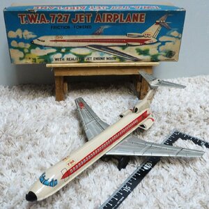 共栄玩具【T.W.A. 727 JET AIRPLANE トランス・ワールド航空ジェット 旅客機 フリクション動作確認済】ブリキ製 飛行機【箱付】0954