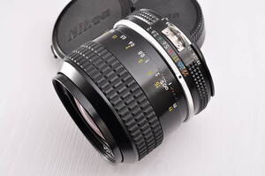 Nikon Ai NIKKOR 28mm F2　28/1:2　ニコン　AIニッコール　MFレンズ　#1568