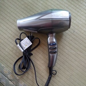 ヘアドライヤー babyliss 3q 稼働品 ドライヤー 