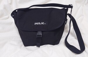 ○　美品　MILKFED. ミルクフェド バッグ ショルダーバッグ　黒　○