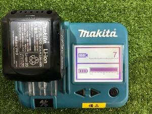 【中古品】makita(マキタ) 14.4v3.0Ahリチウムイオンバッテリー残量表示無し BL1430 /ITYKY1K9FPVE