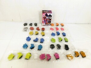 M200★仮面ライダーエグゼイド 約14点 ガシャットロフィー DXゴッドマキシマムマイティXガシャット 未使用品★780円〜