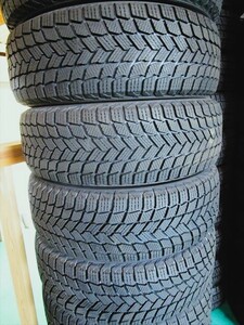 送料無料　未使用品　スタッドレス　215/65R16　ミシュラン　X-ICE　SNOW　4本セット