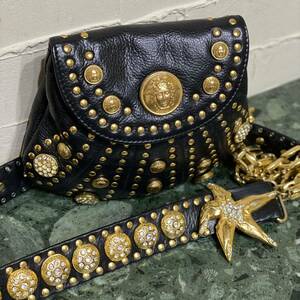 激レア 超希少モデル GIANNI VERSACE ウエストポーチ メデューサスタッズ ラインストーン ブラック ヴィンテージバッグ ショルダーバッグ