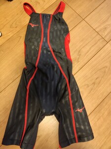 mizunoミズノ競泳水着　fina fx-sonic 130