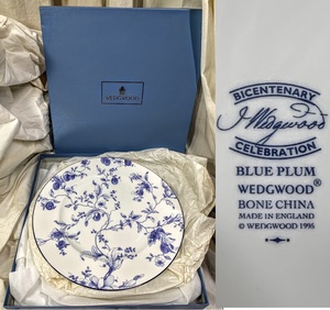 England イングランド WEDGWOOD ウェッジウッド★BLUE PLUM ブループラム プレート 皿 27cm★箱付き★used 未使用 コレクション 経年保管品