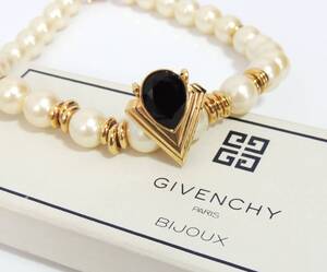 □　GIVENCHY　ジバンシィ　フェイクパール　ネックレス　ヴィンテージ　ゴールド金具　外箱付き　全長約42㎝　中古品　経年保管品　③