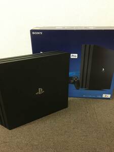 【極美品】　PlayStation4 Pro ジェットブラック 2TB (CUH-7200C B01)　動作保証あり