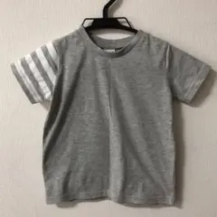 スキップランド　グレーTシャツ