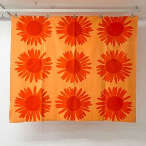 ● プリンテックス Printex (マリメッコ) Auringonkukka ファブリック 140×116cm マイヤ・イソラ Maija Isola ビンテージ A