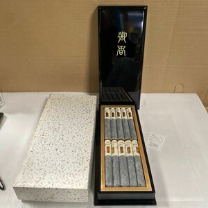 日本香堂 線香 瑞雲 10本未使用保管品 高級線香 木製箱入 仏具 御香 お線香 仏壇 お香 御香司 