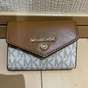 送料無料　未使用　MICHAEL KORS マイケルコース　　6連キーケース　コインケース付き