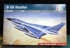 ITALERI(イタレリ) 1142 1/72 B-58 Hustler(ハスラー) 未開封・新品 