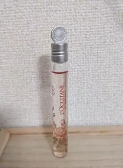 ロクシタン チェリーブロッサム ロールオンタイプ オードトワレ 10ml