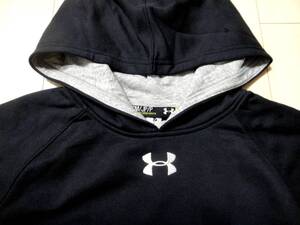 ★新品　アンダーアーマー　UNDERARMOUR パーカー！　★子供用