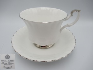 〓①ROYAL ALBERT/ロイヤルアルバート CHANTILLY ティーカップ＆ソーサー C&S コーヒーカップ 英国ヴィンテージ シャンティリー 銀縁 ξ